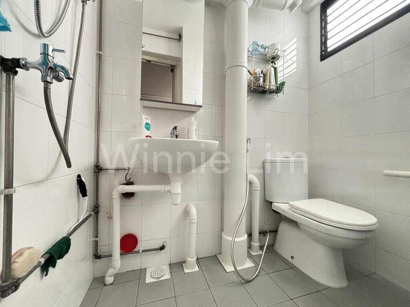 5 Room (5I) HDB for Rent in  54 Kent Road - Image 4
